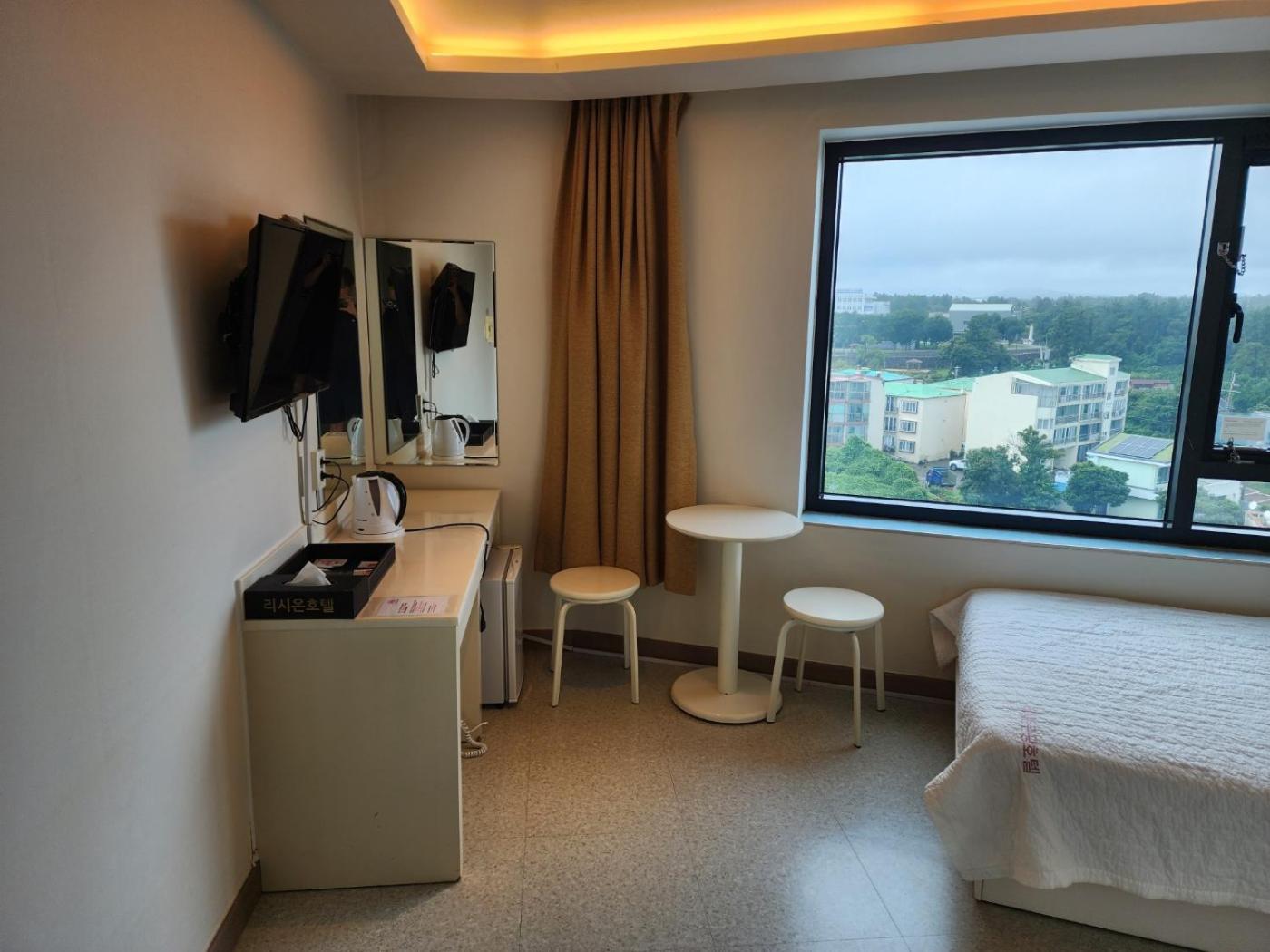 Rezion Hotel Seogwipo Extérieur photo